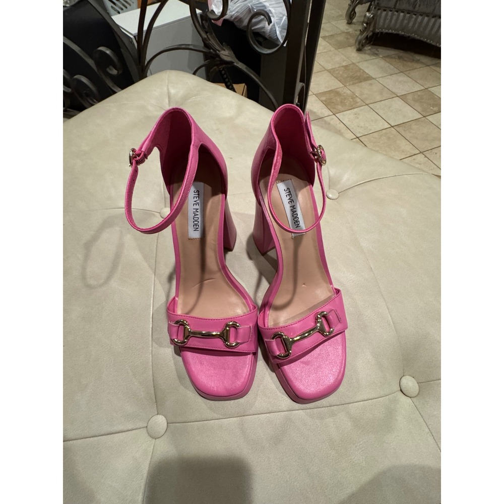 Steve Madden Women Hot Pink Block Heel Sandals Gold Horsebit Square Toe Size 9M